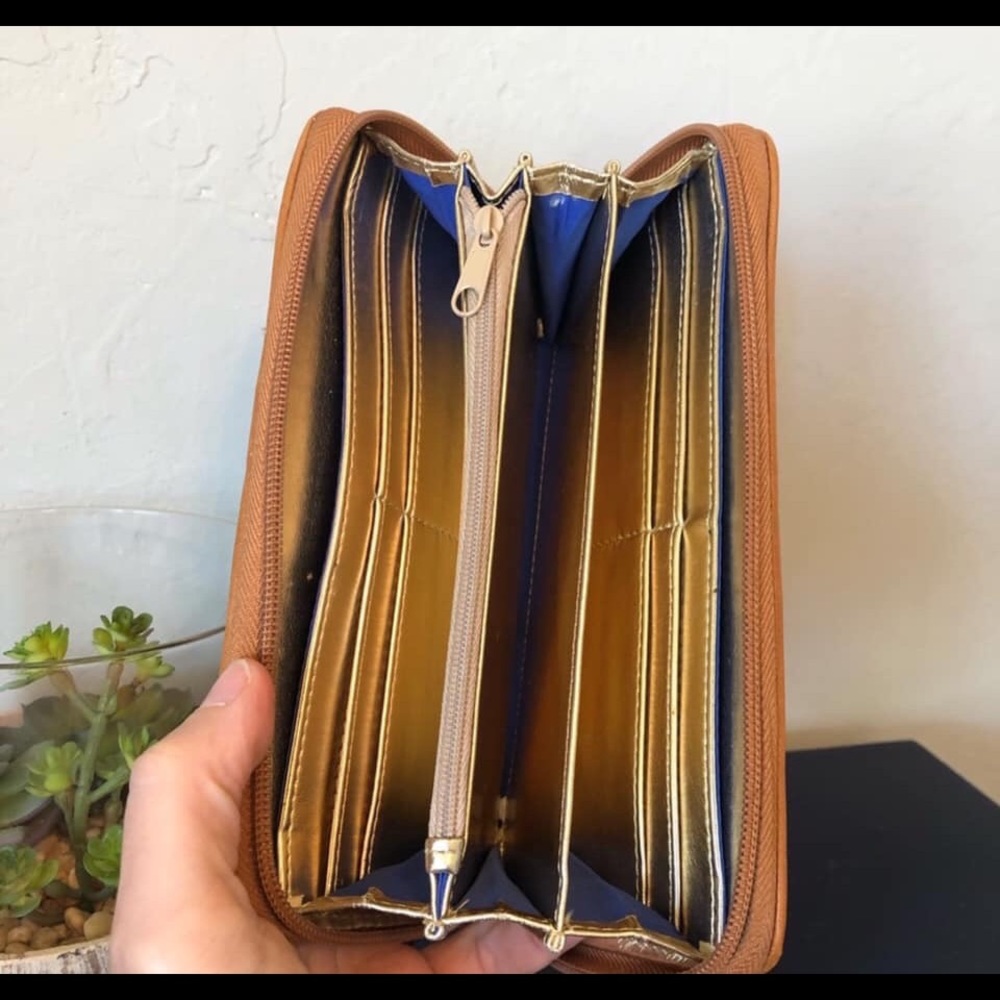 Authentic Purse With Matching Wallet - image 3